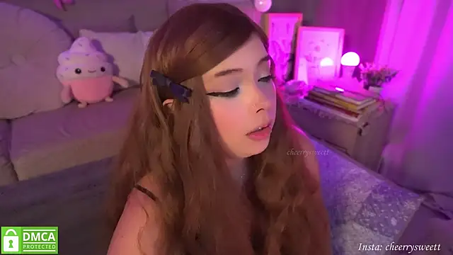 Cheerrysweett online show from December 14, 2025, 1:00 am