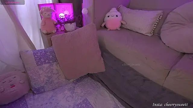 Snapshot of Cheerrysweett chatting on January 31, 2026, 10:08 pm Cheerrysweett online show from January 31, 2026, 10:08 pm