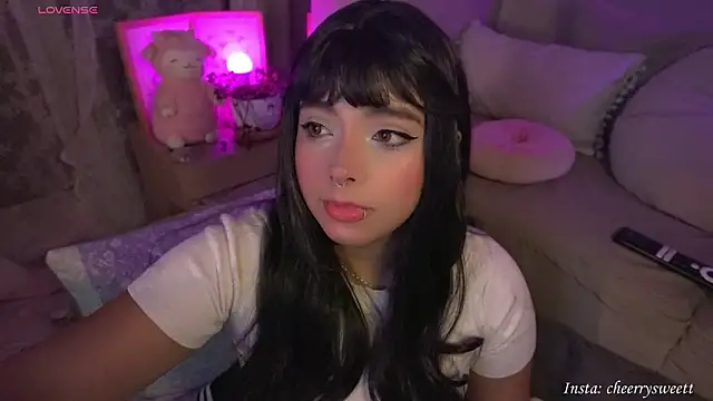 Snapshot of Cheerrysweett chatting on February 10, 2026, 1:10 am Cheerrysweett online show from February 10, 2026, 1:10 am