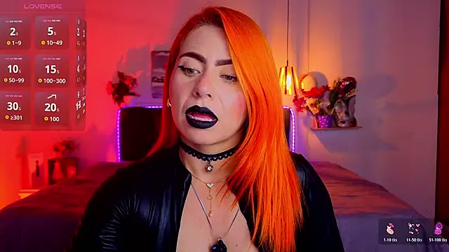 Snapshot of Dulce_charlottee chatting on October 25, 2025, 7:41 pm Dulce charlottee online show from October 25, 2025, 7:41 pm