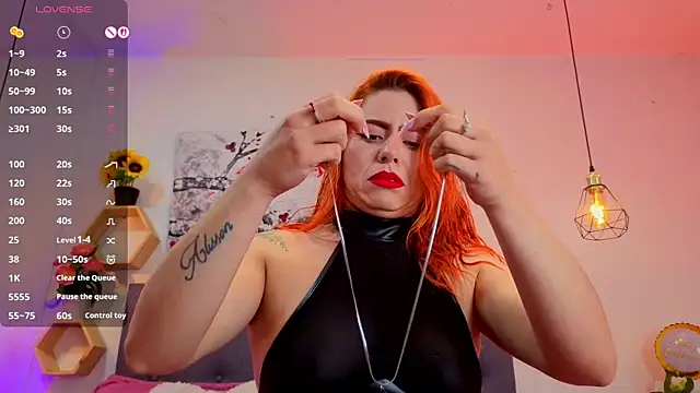 Snapshot of Dulce_charlottee chatting on December 16, 2025, 7:41 pm Dulce charlottee online show from December 16, 2025, 7:41 pm