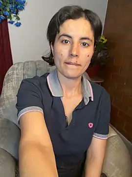 kanela3434 online show from November 18, 2025, 10:03 pm