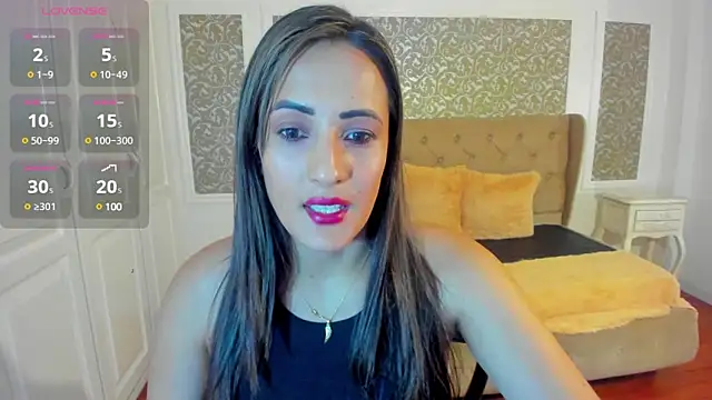 Snapshot of KimWessel_ chatting on December 6, 2024, 7:56 pm KimWessel online show from December 6, 2024, 7:56 pm