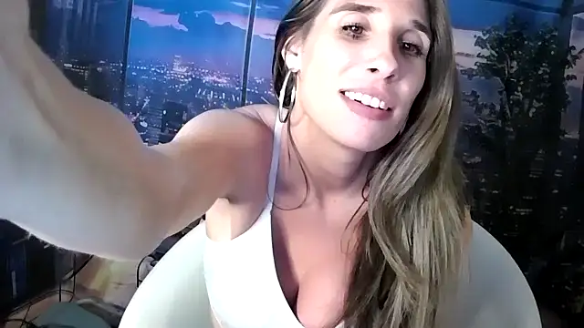 Snapshot of SarahStarr2020 chatting on November 21, 2025, 9:46 pm SarahStarr2020 online show from November 21, 2025, 9:46 pm