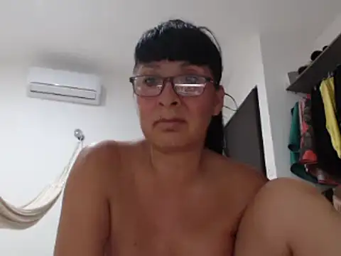 HellenLatin online show from March 21, 2025, 2:39 am