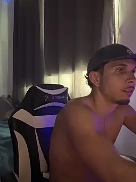 Snapshot of privpunhetinha01 chatting on September 10, 2025, 5:13 pm privpunhetinha01 online show from September 10, 2025, 5:13 pm