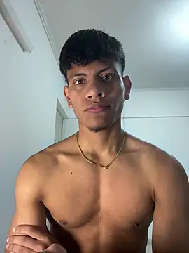bbchocolate27 online show from May 18, 2026, 10:48 pm