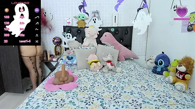 redgirlofficial online show from October 29, 2025, 4:26 am