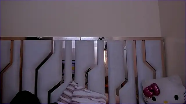 TifanyChill online show from December 19, 2025, 9:11 pm