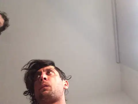 Kiss me2507 online show from December 6, 2024, 10:38 am