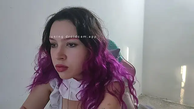 WandaDoll online show from November 14, 2025, 12:04 pm