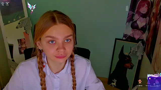 Snapshot of Molly_sweetie chatting on December 19, 2024, 7:18 am Molly sweetie online show from December 19, 2024, 7:18 am