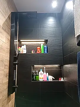 Snapshot of Sweet_bear69 chatting on February 5, 2025, 9:50 pm Sweet bear69 online show from February 5, 2025, 9:50 pm