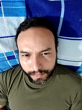 Snapshot of ElSunEagle chatting on January 30, 2025, 5:09 am ElSunEagle online show from January 30, 2025, 5:09 am