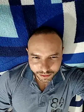 Snapshot of ElSunEagle chatting on February 20, 2025, 5:01 am ElSunEagle online show from February 20, 2025, 5:01 am