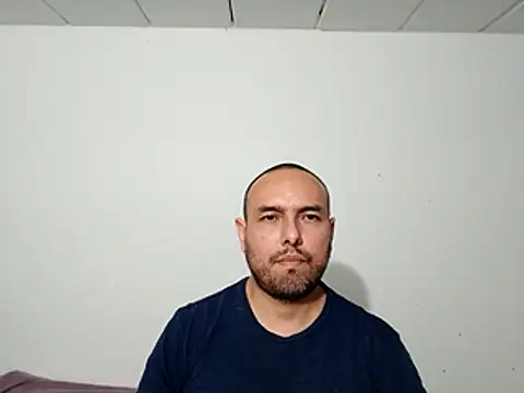 Snapshot of ElSunEagle chatting on November 15, 2025, 5:05 am ElSunEagle online show from November 15, 2025, 5:05 am