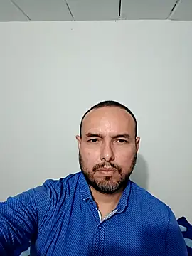 Snapshot of ElSunEagle chatting on November 24, 2025, 4:56 am ElSunEagle online show from November 24, 2025, 4:56 am