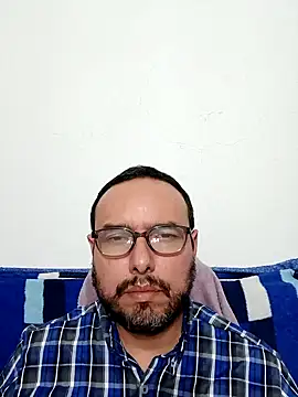 Snapshot of ElSunEagle chatting on January 10, 2026, 4:47 am ElSunEagle online show from January 10, 2026, 4:47 am