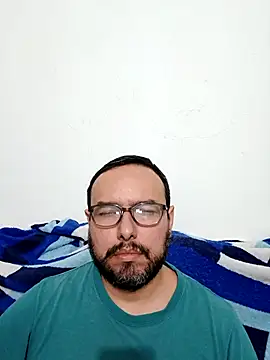 Snapshot of ElSunEagle chatting on January 18, 2026, 12:58 am ElSunEagle online show from January 18, 2026, 12:58 am