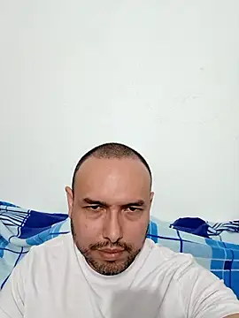 Snapshot of ElSunEagle chatting on February 13, 2026, 12:50 am ElSunEagle online show from February 13, 2026, 12:50 am