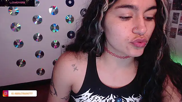 abril666 online show from November 18, 2025, 3:27 pm