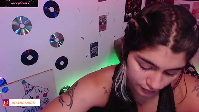 abril666 online show from November 21, 2025, 5:44 pm