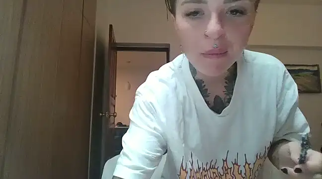 Snapshot of Rubyrichhxo chatting on February 3, 2025, 12:57 pm Rubyrichhxo online show from February 3, 2025, 12:57 pm
