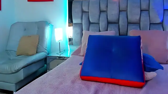 Abbye blue01 online show from December 3, 2024, 2:03 am