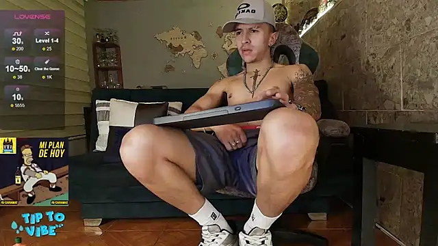 Snapshot of rogert_xx chatting on February 10, 2026, 1:43 am rogert xx online show from February 10, 2026, 1:43 am