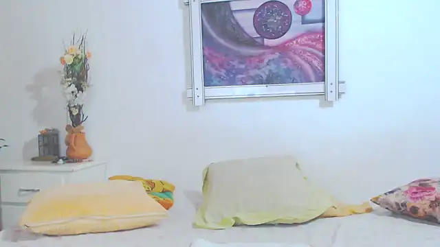 Snapshot of SoniaGresson chatting on December 2, 2025, 11:56 pm SoniaGresson online show from December 2, 2025, 11:56 pm