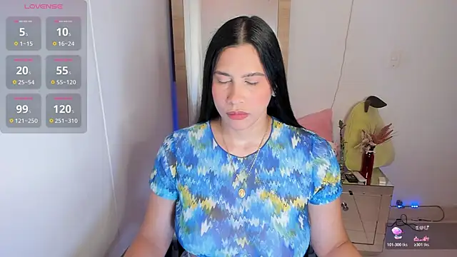 Snapshot of hellensexy chatting on July 13, 2026, 10:12 pm hellensexy online show from July 13, 2026, 10:12 pm