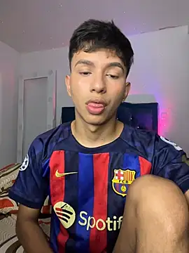 Leonarrrd 01 online show from December 20, 2024, 3:03 am