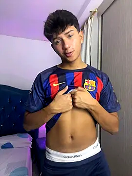 Leonarrrd 01 online show from October 9, 2025, 12:52 am