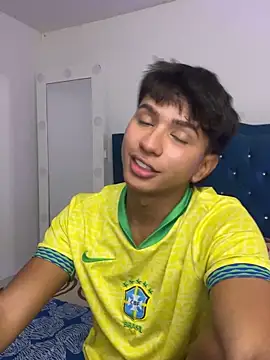 Leonarrrd 01 online show from October 15, 2025, 12:00 am