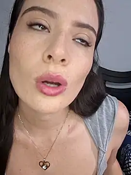 Snapshot of Zoe_Clark_ chatting on February 19, 2026, 6:48 pm Zoe Clark online show from February 19, 2026, 6:48 pm