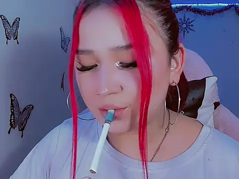 Snapshot of madisonx17 chatting on February 12, 2026, 10:49 pm madisonx17 online show from February 12, 2026, 10:49 pm