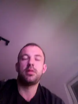 Snapshot of magicSeX4You chatting on November 6, 2025, 10:10 pm magicSeX4You online show from November 6, 2025, 10:10 pm