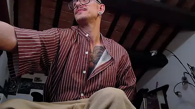 cek 186 online show from March 13, 2026, 8:15 pm