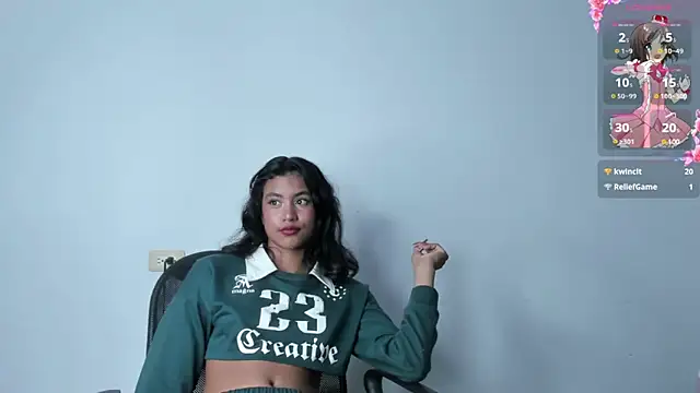 Snapshot of Applehot_LRR chatting on February 11, 2025, 5:05 am Applehot LRR online show from February 11, 2025, 5:05 am