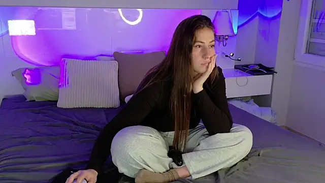 Snapshot of Coco_fr chatting on January 12, 2026, 10:09 am Coco fr online show from January 12, 2026, 10:09 am