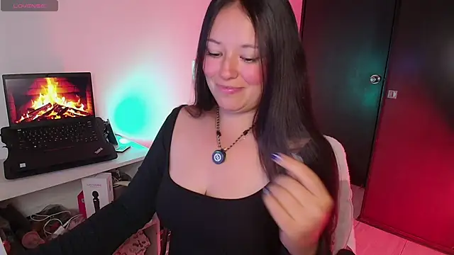 Snapshot of Lexie_Thompson10 chatting on July 11, 2026, 2:36 am Lexie Thompson10 online show from July 11, 2026, 2:36 am