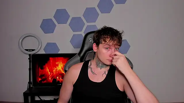 Chris Tyson online show from October 22, 2025, 9:25 pm