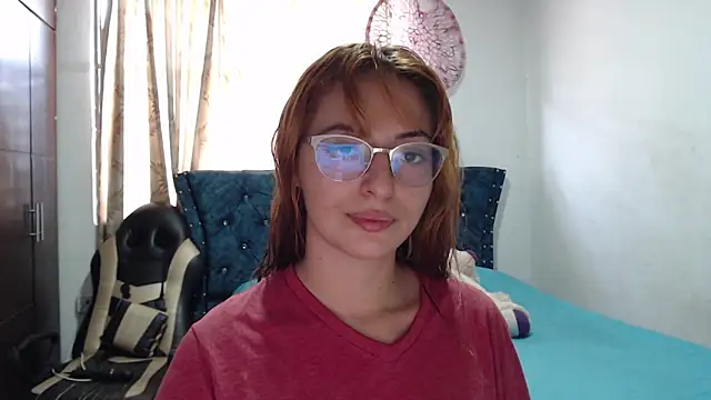 Snapshot of Kate_lorens9 chatting on March 3, 2026, 3:29 pm Kate lorens9 online show from March 3, 2026, 3:29 pm