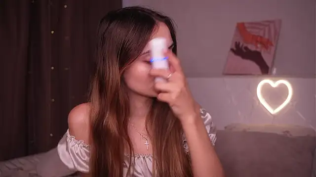 ErinLewist online show from July 12, 2026, 1:29 am