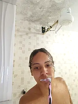 Snapshot of Julia_Pretinha chatting on October 4, 2025, 1:42 pm Julia Pretinha online show from October 4, 2025, 1:42 pm