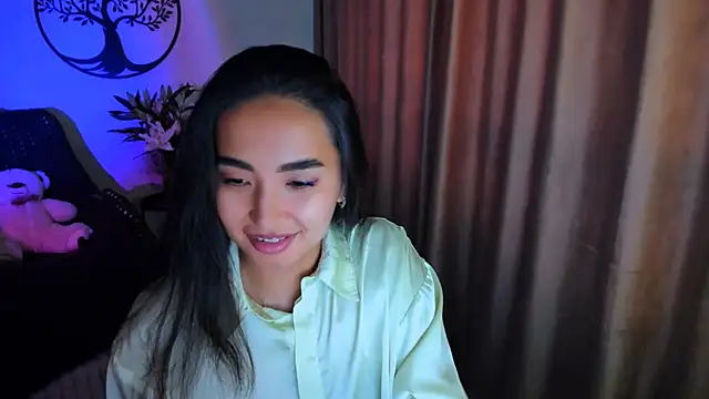 Snapshot of worldofkim chatting on October 26, 2025, 9:26 am worldofkim online show from October 26, 2025, 9:26 am