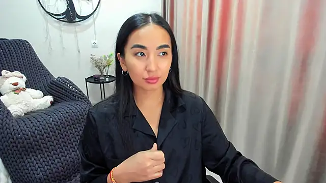 Snapshot of worldofkim chatting on February 3, 2026, 10:53 am worldofkim online show from February 3, 2026, 10:53 am