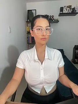 sofi johansson online show from March 12, 2025, 5:35 am