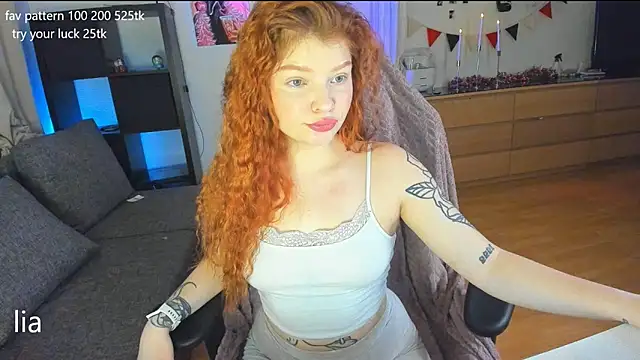 Snapshot of lil_lia chatting on January 16, 2025, 1:36 pm lil lia online show from January 16, 2025, 1:36 pm
