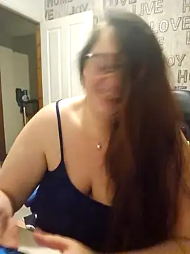 Snapshot of Sexy_Binxy chatting on February 22, 2026, 5:08 am Sexy Binxy online show from February 22, 2026, 5:08 am